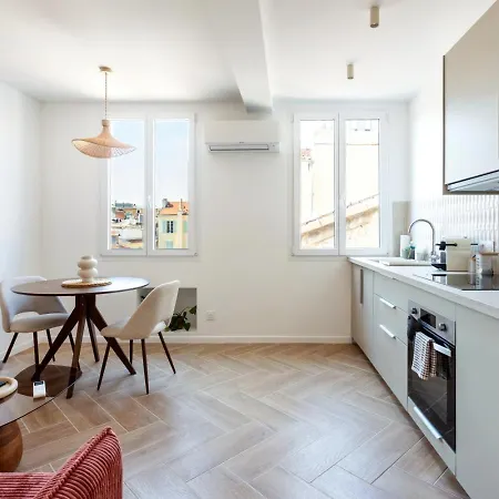 Hyper Centre De 2p Renove Emplacement Ideal Apartamento